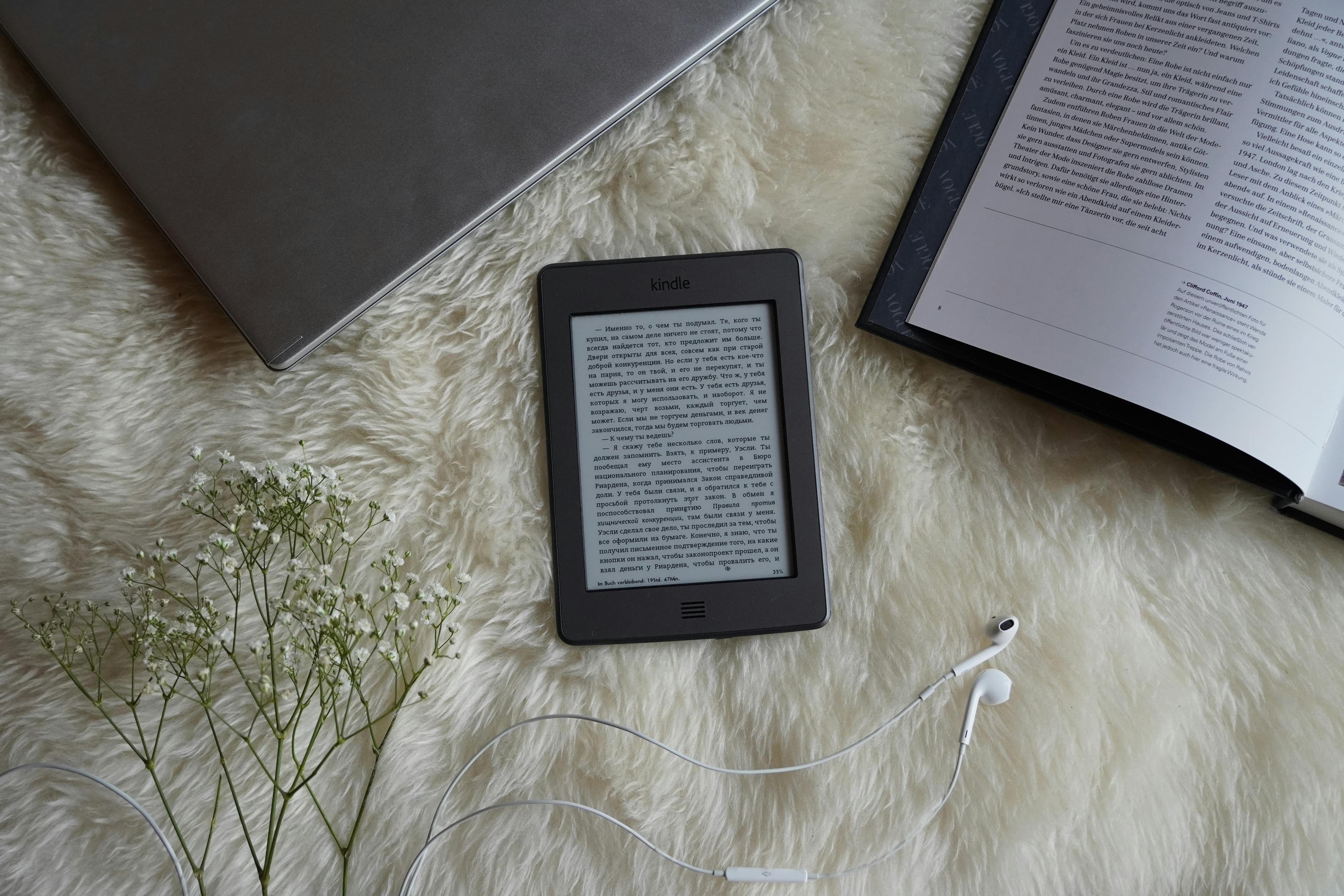 The Ultimate Guide to E‑Reader Customisation: Kindle Screensavers, Kobo Features & Jailbreaking Explained